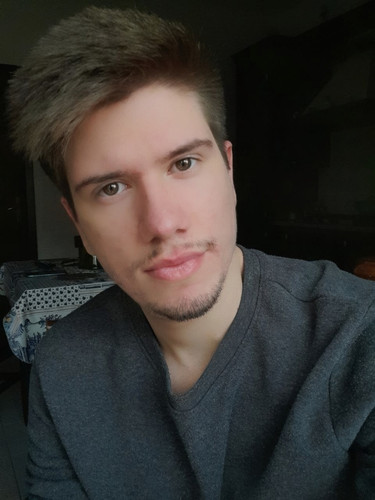 Picsart 23 12 22 20 07 51 330.jpg