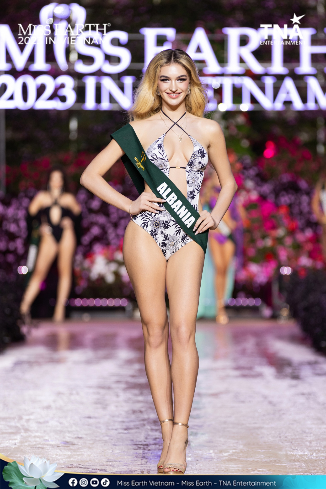 preliminary competition, national costume & + de miss earth 2023. JAWzMEQ