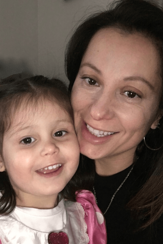 Stephanie&Emmi 2022 12 11.png