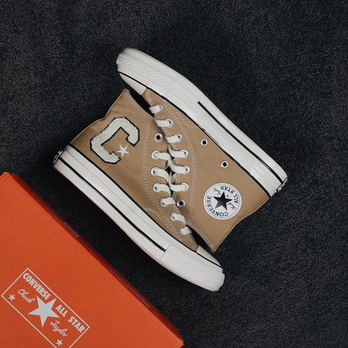  Converse Chuck 1970 C logo khaki 004.jpg