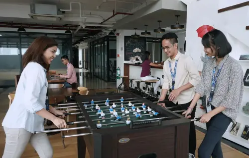 Vibrant Coworking Space in Metro Manila | Sales Rain.webp