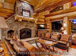 Custom Log Home Wyoming.jpg