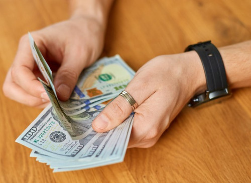 Get exclusive offers to get a personal loan in Salt Lake City with the lowest interest rates. Get in touch with Cash in Minutes, they provide hassle-free and fast cash loan service near your location.