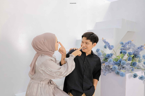 20231106 4r frame putih (3).jpg