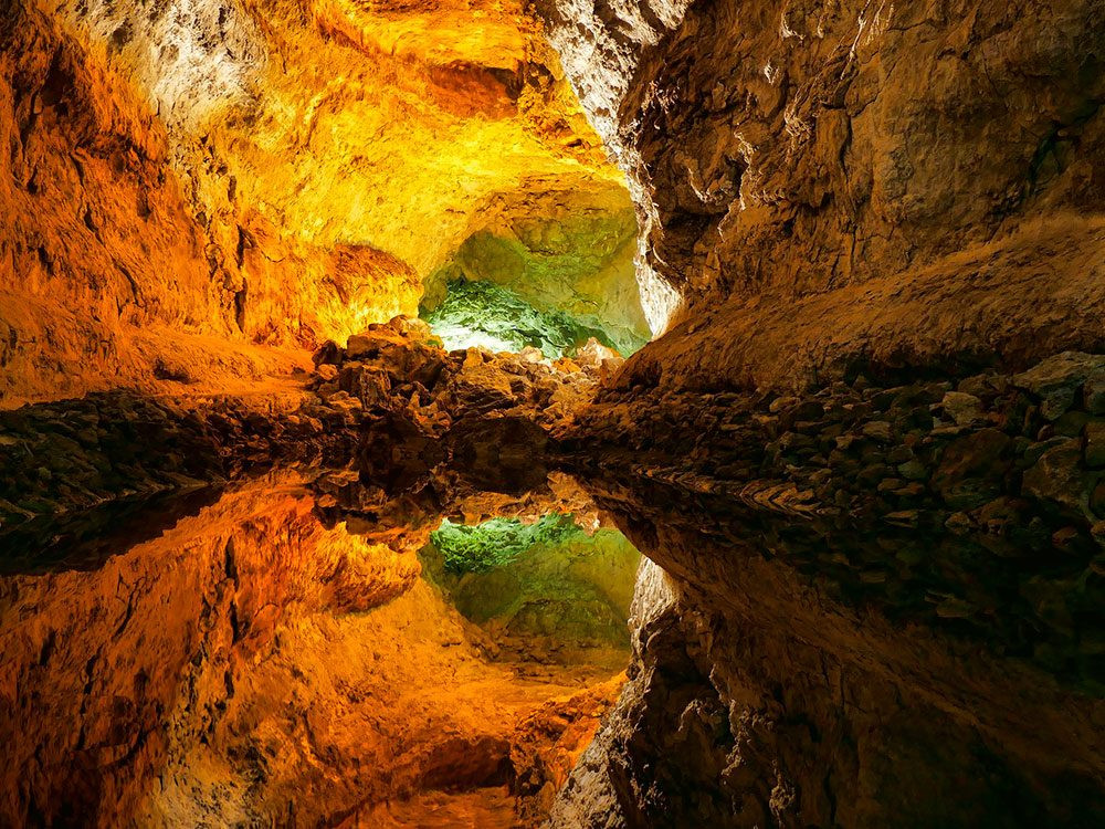 The 25 Best Photos of Caves Around the World