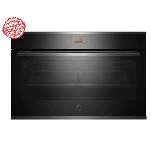 Enjoy Cooking with an Electrolux 90cm Oven Unbeatable Features, Ultimate Convenience!1