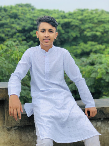 1696585354960 01.jpg