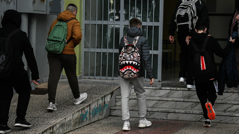 Θεσσαλονίκη: Σχολική εκδρομή διεκόπη λόγω επεισοδίου με οπαδούς JEnnMc7