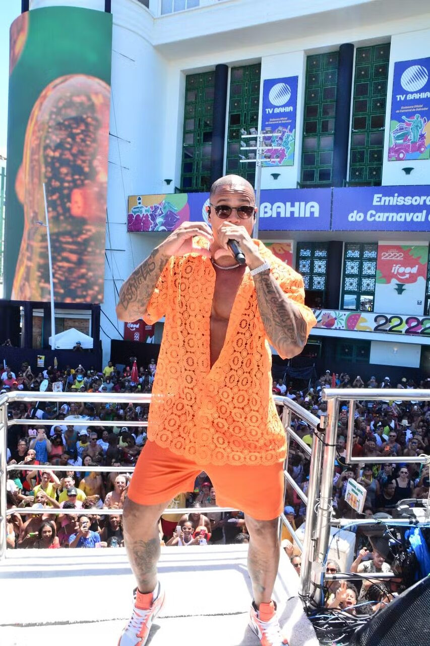 leosantanaaloalobahia arrastao