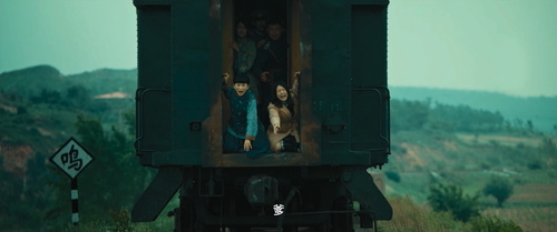 Junkrat.Train.2021.2160p.WEB DL.AAC.H265.HDR MISS.mkv 20240219 125204.879.png