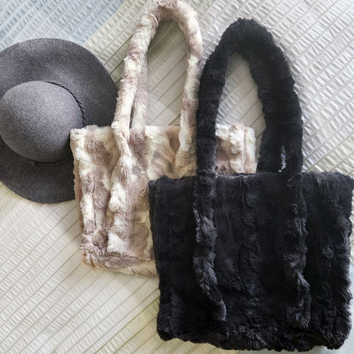 BAG RW 01.jpg