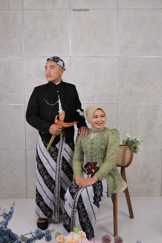 20231015 4r frame kayu (4).jpg