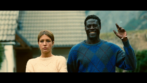 The.Five.Devils.2022.2160p.WEB DL.DTS HD.MA.5.1.x265 NOGRP.mkv 002058.000.png