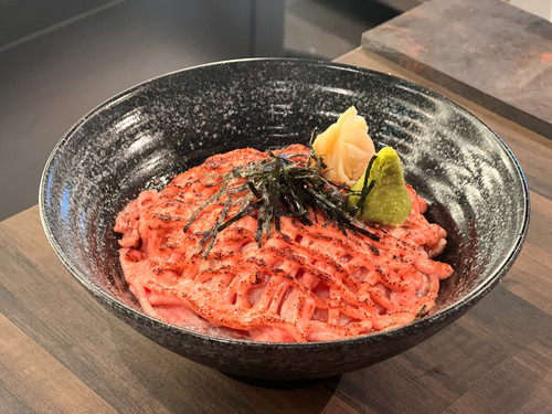 705. Aburi Salmon Mentai Don.jpg