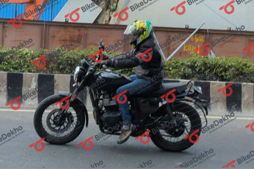 Royal Enfield Scambler 650 Spied.jpg