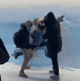 hz8QKTLEC43ywOV.gif
