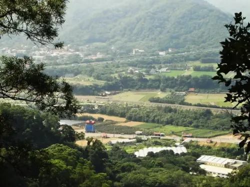 00014 石光古道眺望118縣道.webp