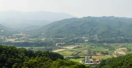 00012 石光古道眺望鳳山溪平原.webp