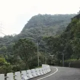 00004 前方山頭即是猴山岳前峰