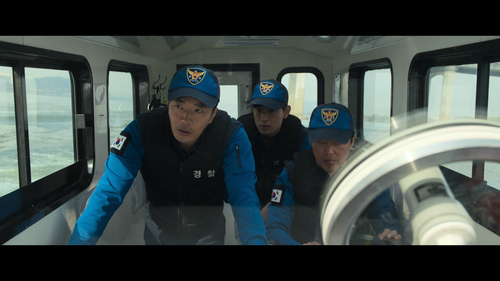 Han.River.Police.S01E01.Episode.1.720p.DSNP.WEB DL.DDP5.1.H.264 eZNubZ.mkv snapshot 12.41 [2023.09.1.png