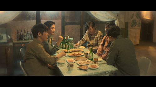 Han.River.Police.S01E02.Episode.2.720p.DSNP.WEB DL.DDP5.1.H.264 eZNubZ.mkv snapshot 22.40 [2023.09.1.png