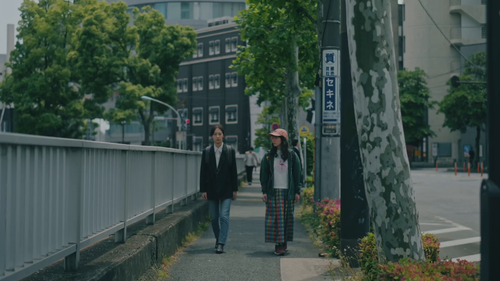 Sunset.2023.S01E01.1080p.Friday.WEB DL.H264.AAC PTerWEB.0008.png