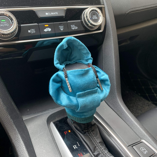Decoratiune pentru Schimbatorul de Viteze Auto Jucarie Figurina decorativa decoratiune tip Baiat cu Gluga pentru Manson si Nuca Schimbator de viteze auto wolkswagen, dacia, open, renault, toyota