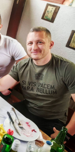 IMG 94f8663c2e56cb683615602f938cd69a V.jpg