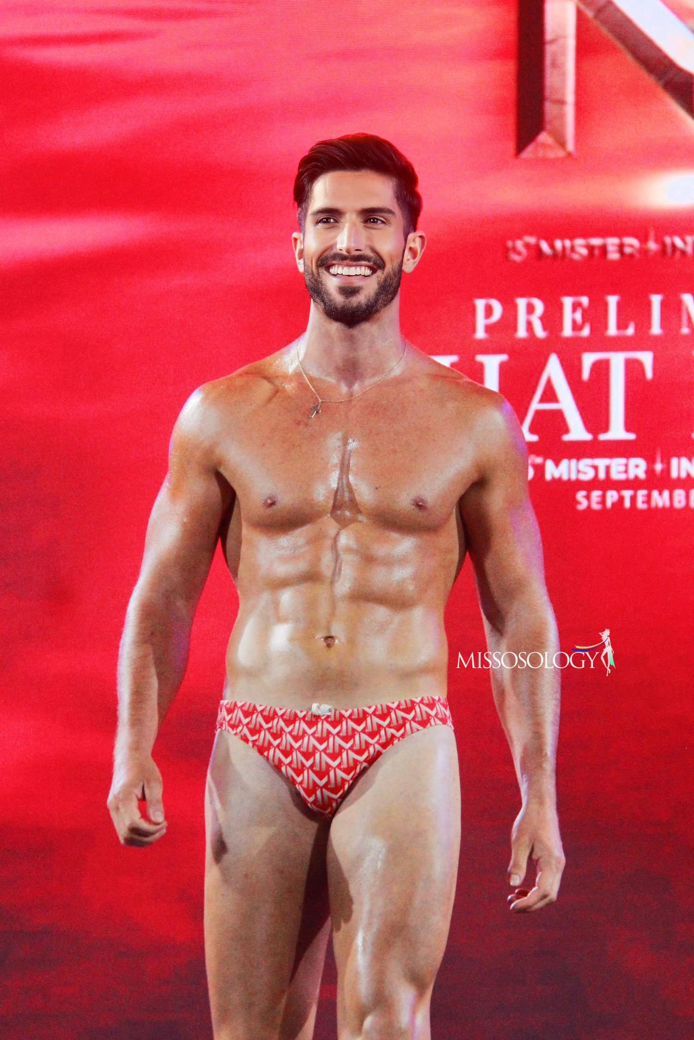 swimwear de candidatos a 15th mr international. - Página 5 JHelTCJ