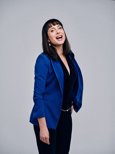 Tina (1).jpg