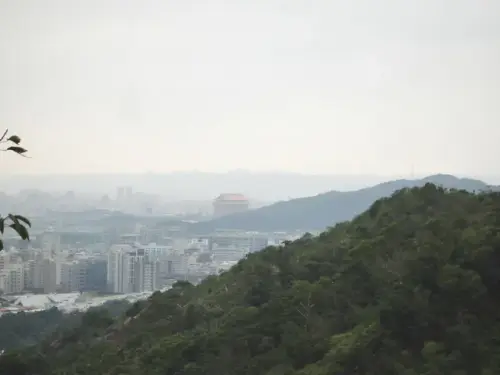 00011 眺望圓山飯店.webp