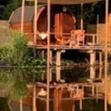 Small wooden house no. 6 with firewood hot tub kompetensimedia (1)