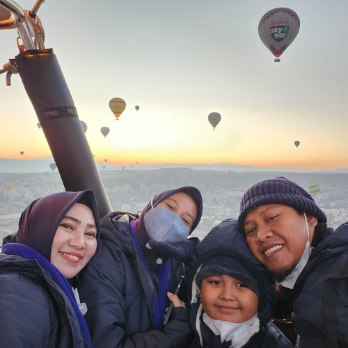 menjelajahi turki.jpg