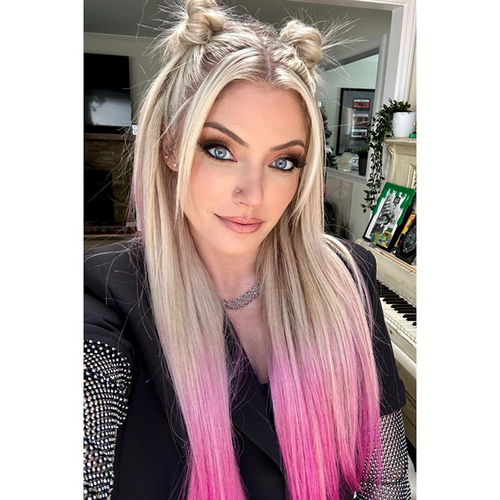 Screenshot 2023 12 05 at 19 54 48 Lexi Cabrera (@alexa bliss wwe ) • Instagram photos and videos.png