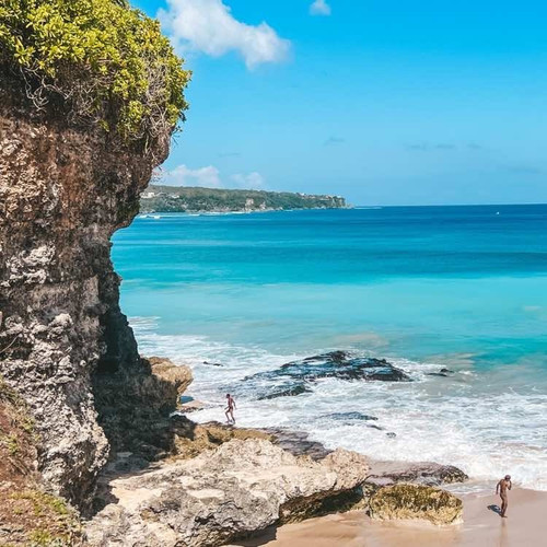 cliff dreamland beach.jpg