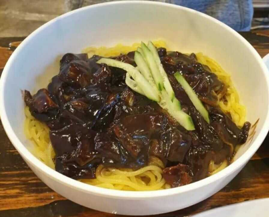 Jajangmyeon - All Koreans' Favorite Noodles