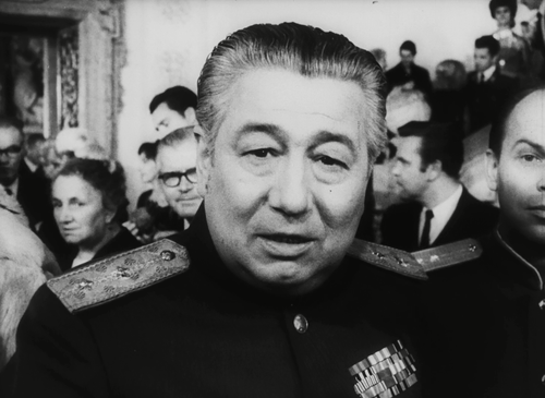 Ucho 1970 1080p BluRay AAC2.0 x264 EA.mkv snapshot 00.08.37.970.png