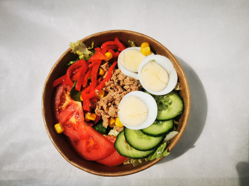 sałatka z tuńćzykiem1.jpg