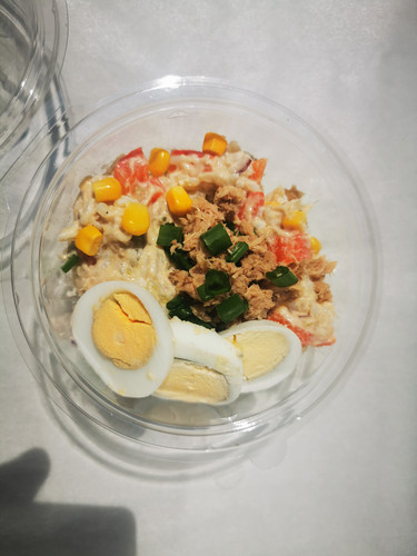 sałatka ryzowa z tuńćzykiem1.jpg