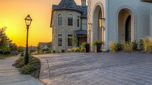 driveway.jpg