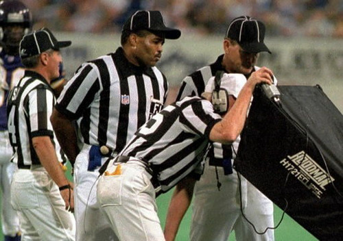 instant replay booth 73e23a050ce1b4ae.jpg