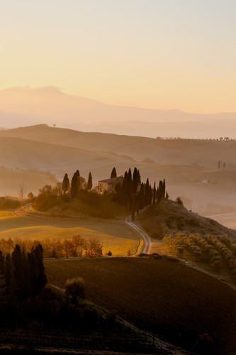 giuseppe mondi fJWYwHWYQpY unsplash.jpg