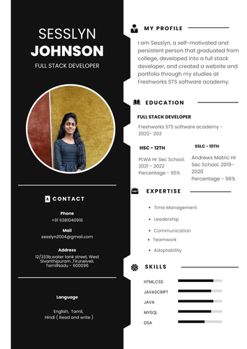 Black & White Minimalist Graphic Designer Resume.png