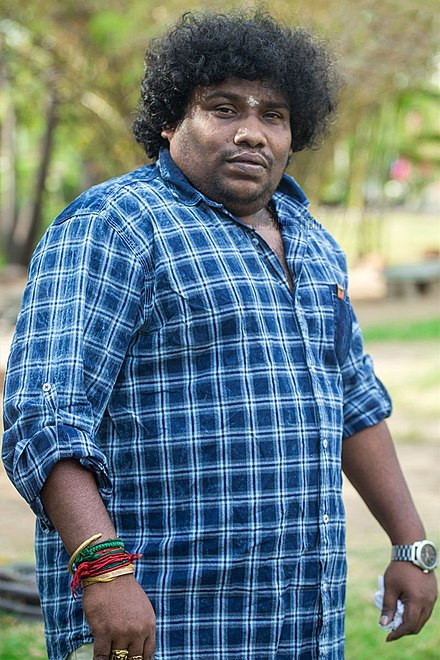 440px Yogi Babu at the Sema Press Meet.jpg