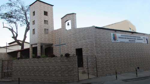 fachada igreja.jpg