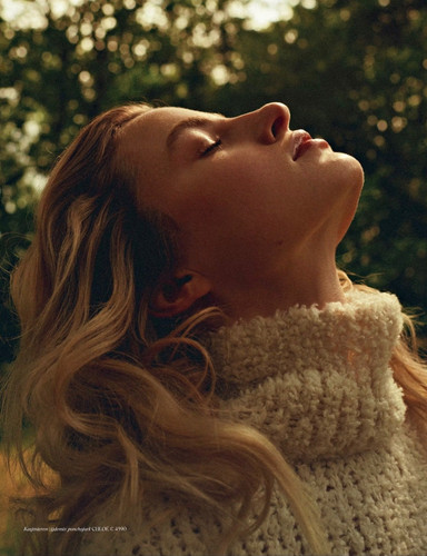 Felice Noordhoff by Paul Bellart for Vogue Netherlands September 2023 6.jpg