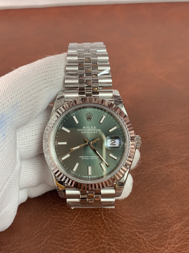 i1695716907 912 3 00000.jpg