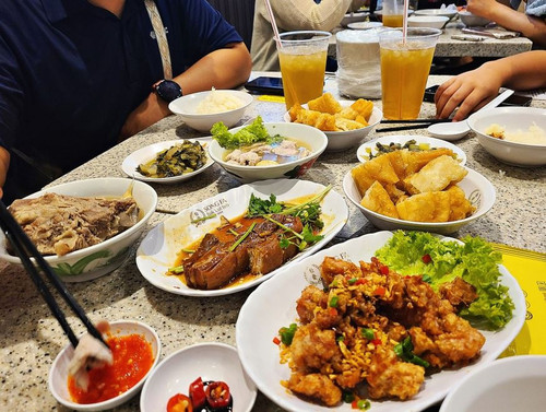 singaporefoods.jpg