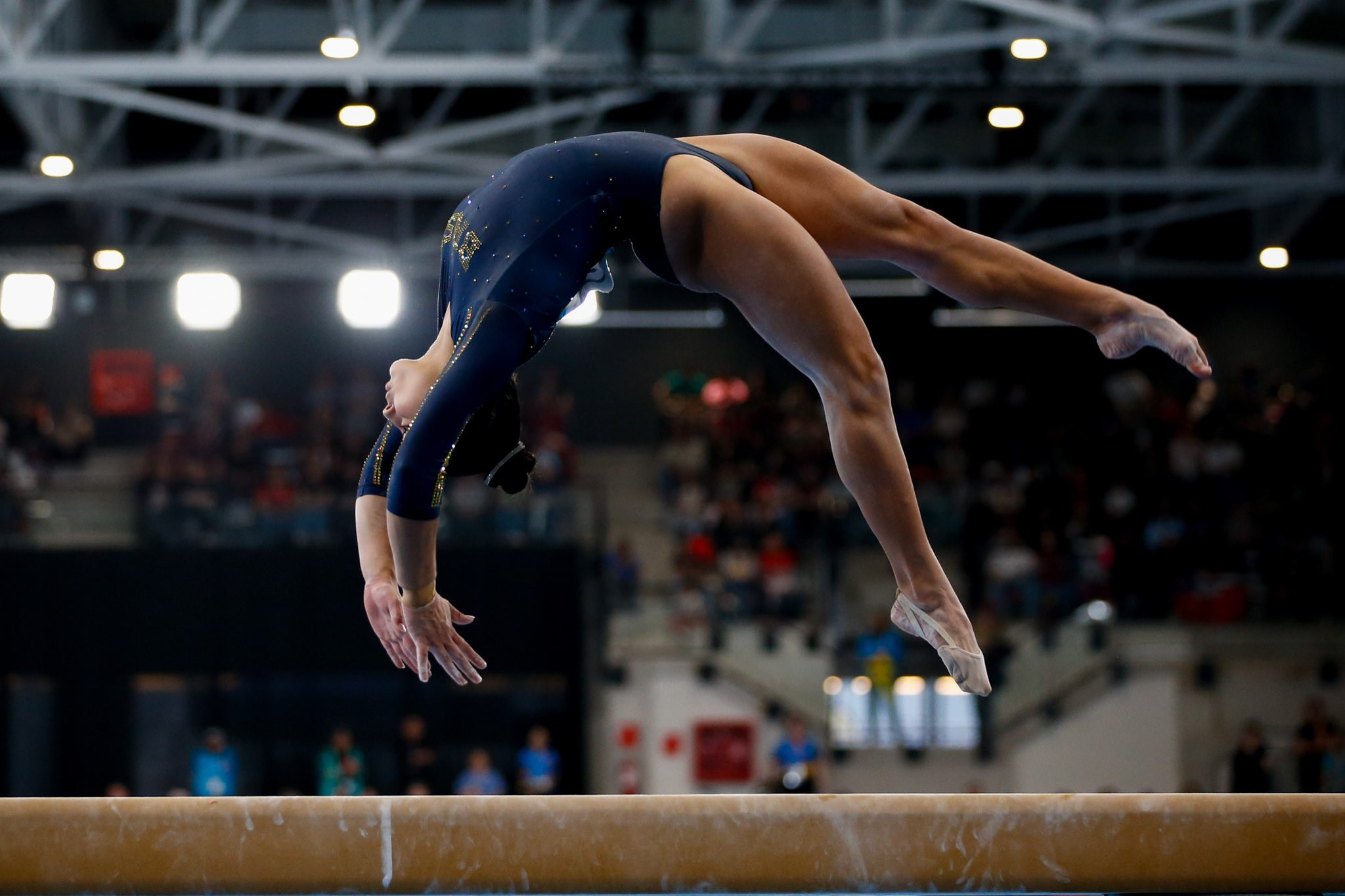 Brasil é prata na disputa por equipes na ginástica artística feminina