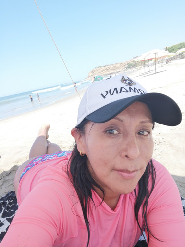 149160137 10157636290597077 2973852899418560621 o carol bikini.jpg